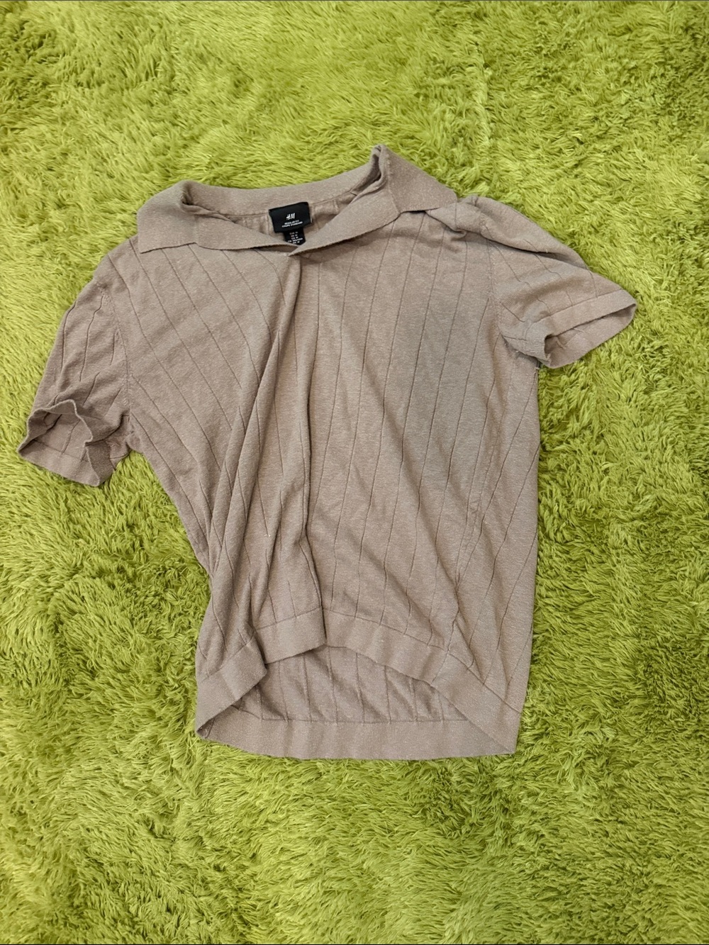 H&M Short Sleeve Knit Polo in Taupe Beige